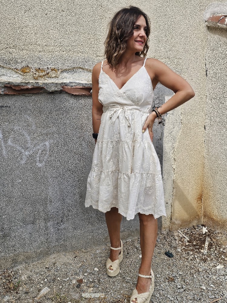VESTIDO RIBENS BORDADOS VESTIDO RIBENS BORDADOS