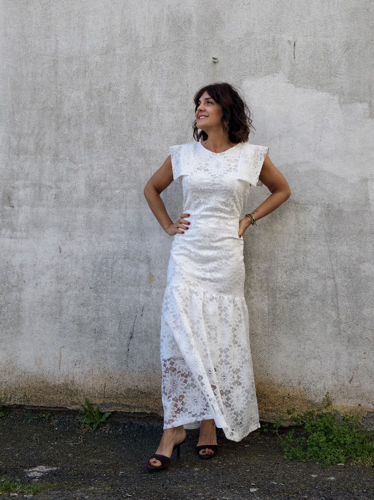 VESTIDO LARGO ENCAJE