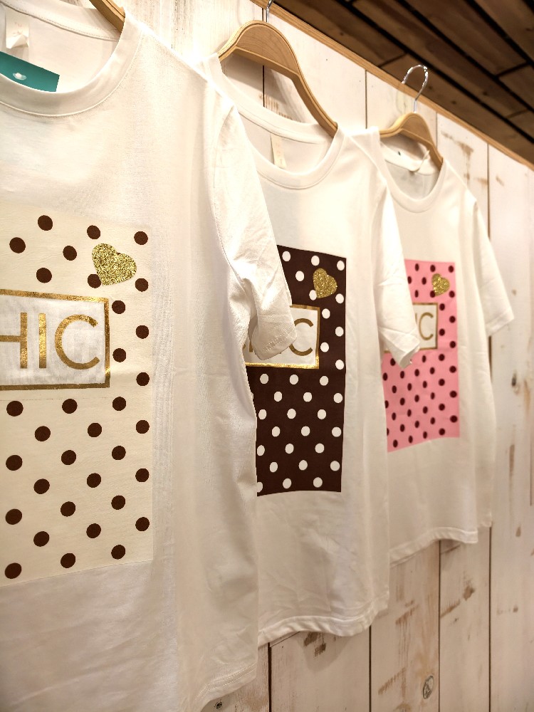 CAMISETA CHIC