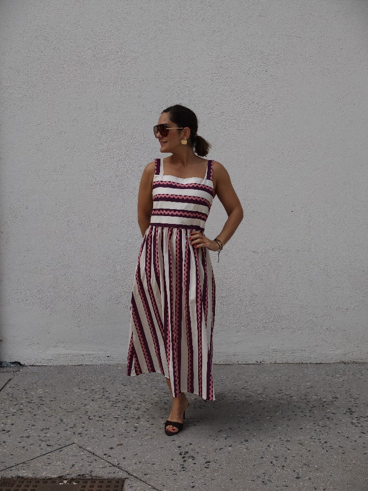 VESTIDO LOVELY RAYAS