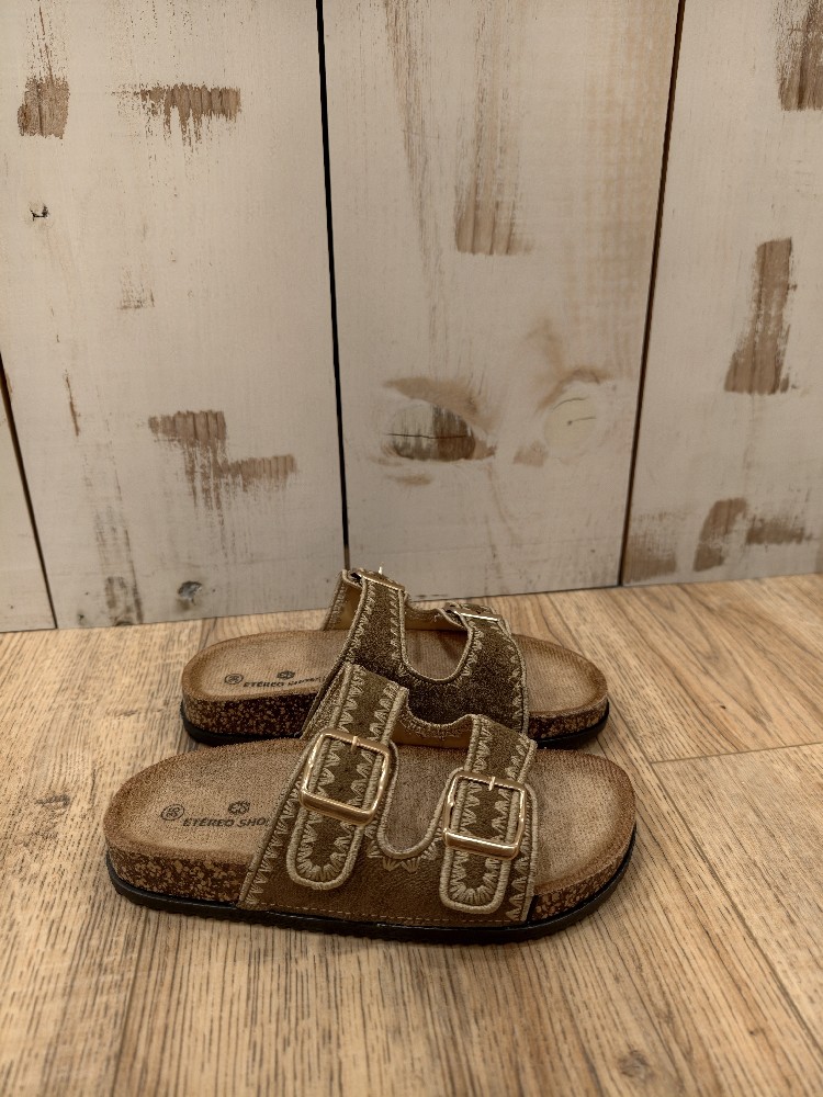 SANDALIA BORDADOS