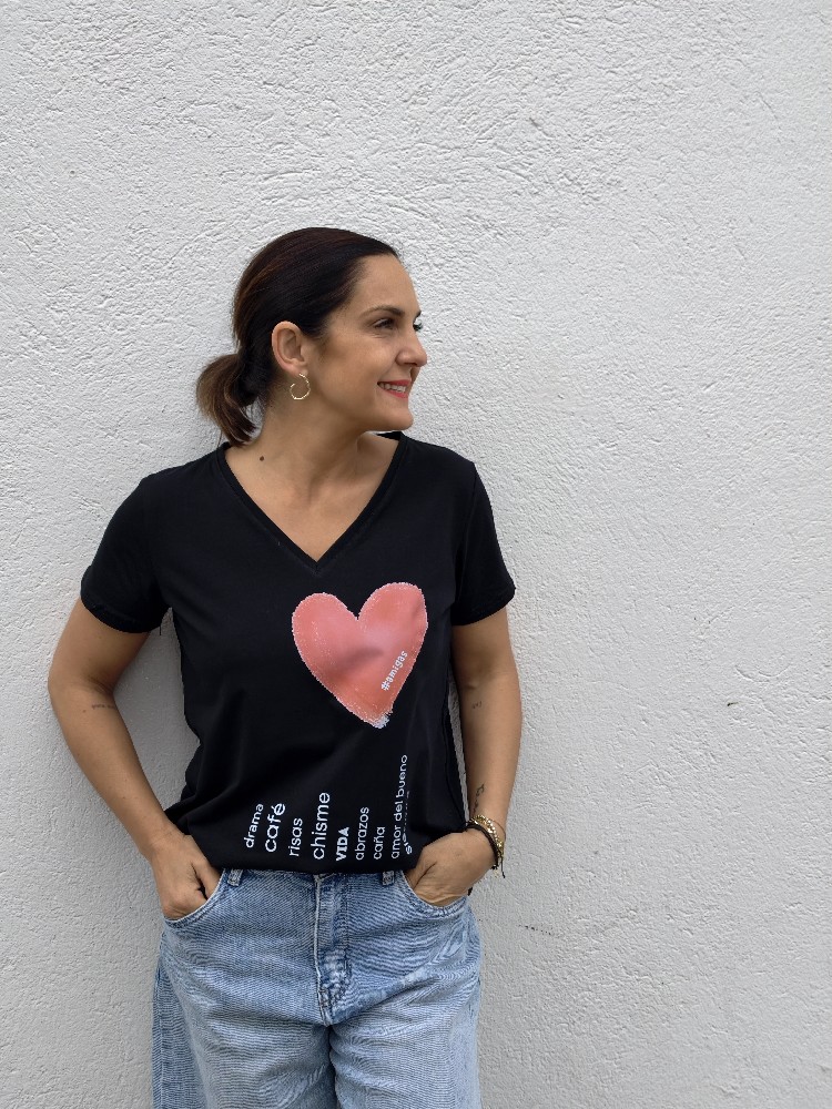 CAMISETA  AMIGAS