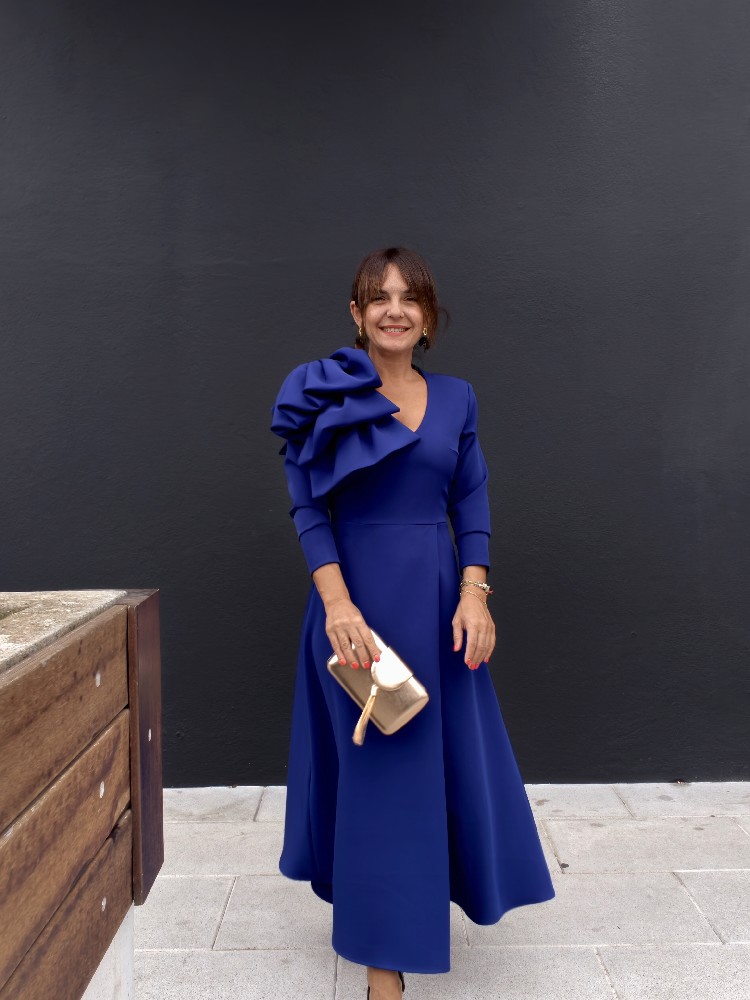 VESTIDO EVASÉ LAZO HOMBRO VESTIDO EVASÉ LAZO HOMBRO