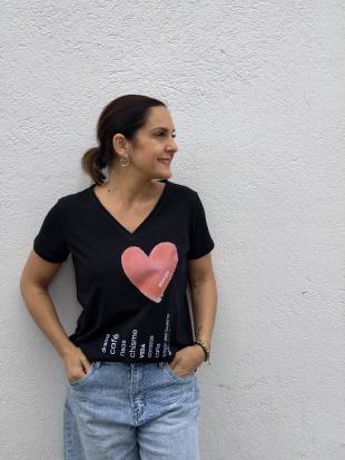 CAMISETA  AMIGAS